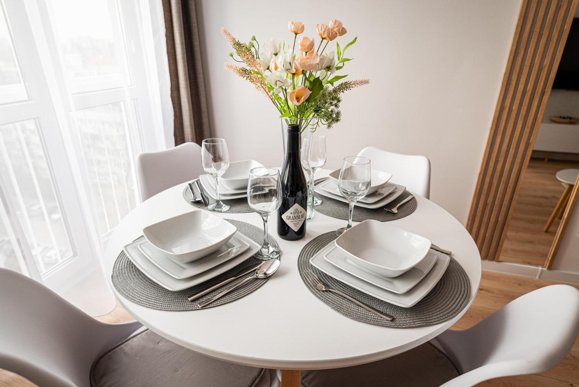 9Th Floor Wroclaw Business Apartment By Rentujemy Dış mekan fotoğraf